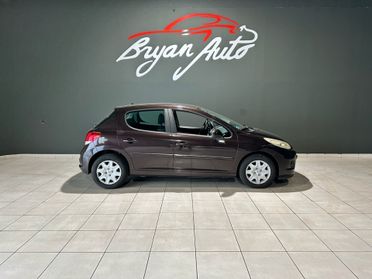 Peugeot 207 1.4 8V 75CV 5p. SPECIAL EDITION