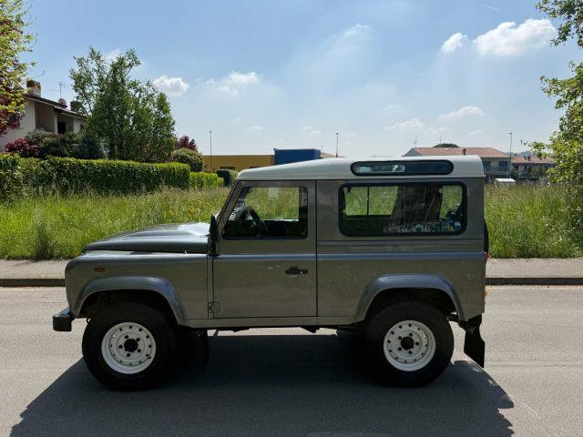 LAND ROVER Defender 90 2.4 S TD4 Station Wagon