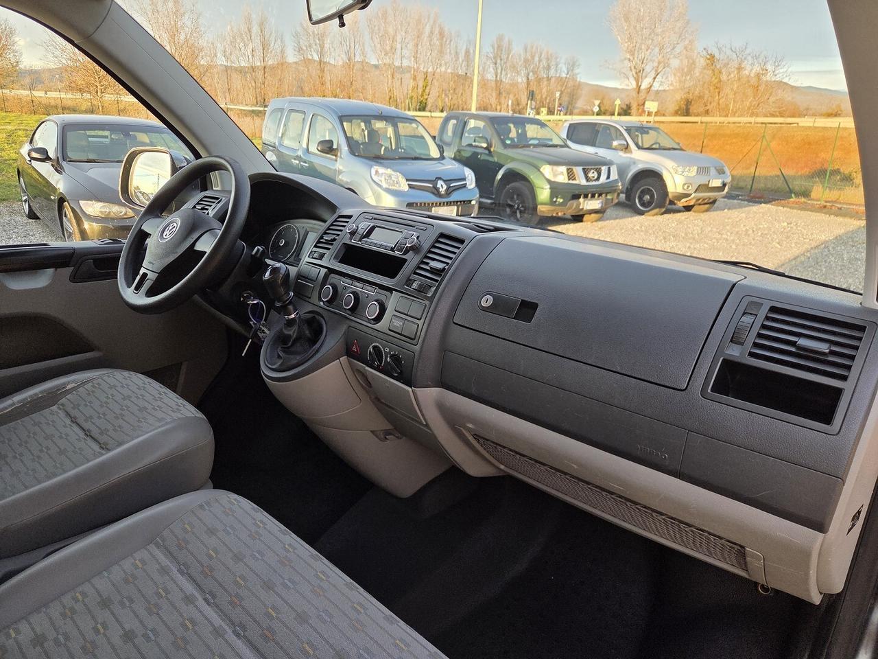 VOLKSWAGEN T5 PASSO LUNGO 9 POSTI 2.0TDI 102CV