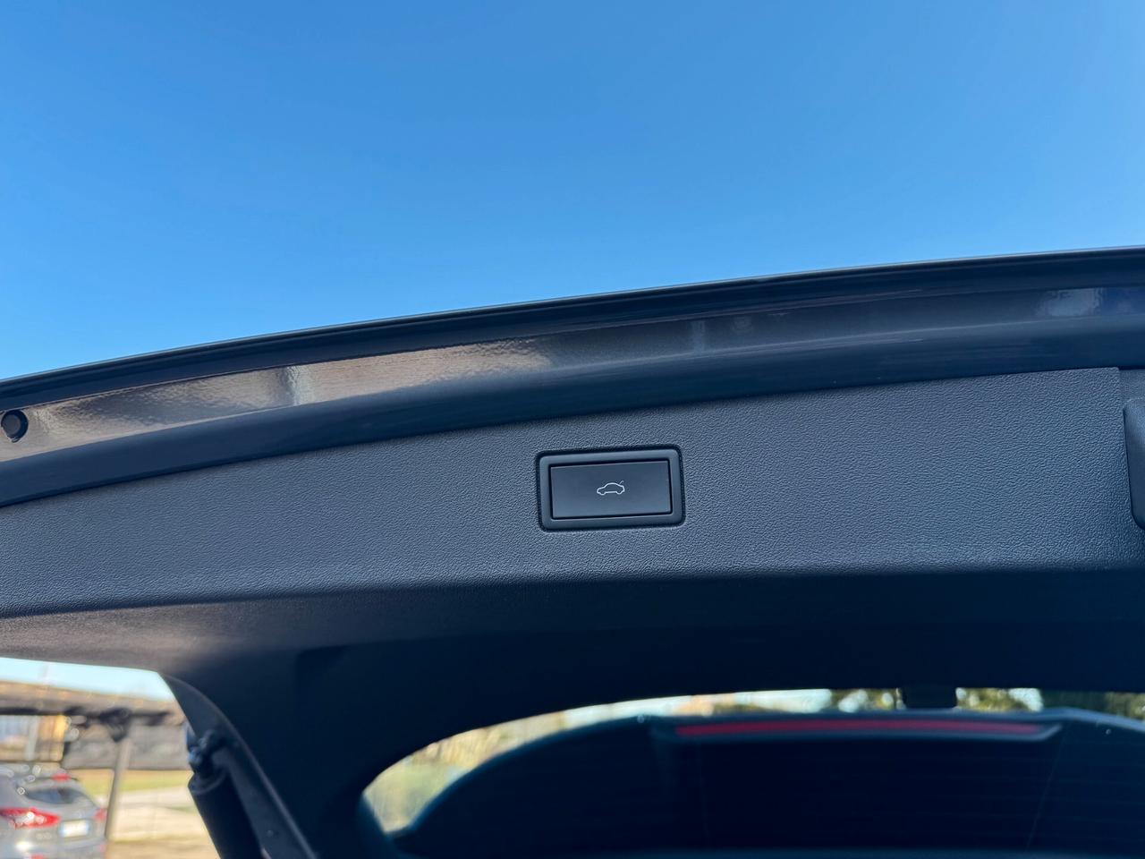 Volkswagen Tiguan 2.0 tdi R-Line Plus 150cv dsg IVA ESPOSTA