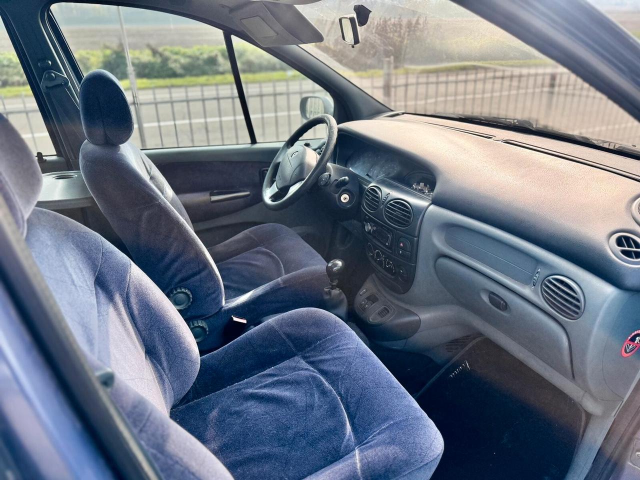 Renault Megane Scénic 1.6 BENZINA NEOP