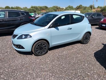 Lancia Ypsilon 1.0 FireFly 5 porte S&S Hybrid Alberta Ferretti