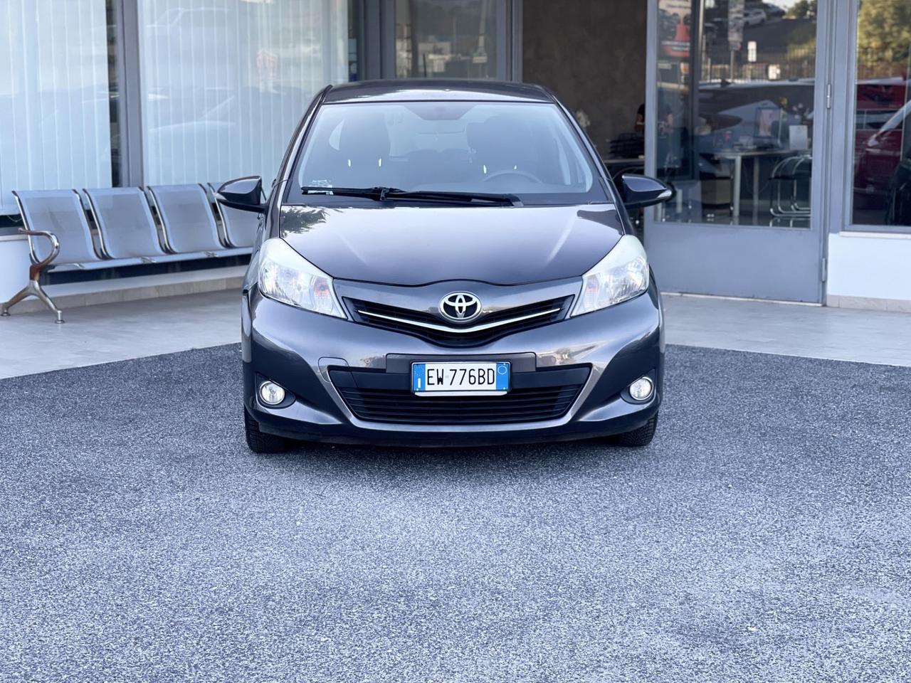 Toyota Yaris 1.0 Benzina 69CV E5 Neo - 2014