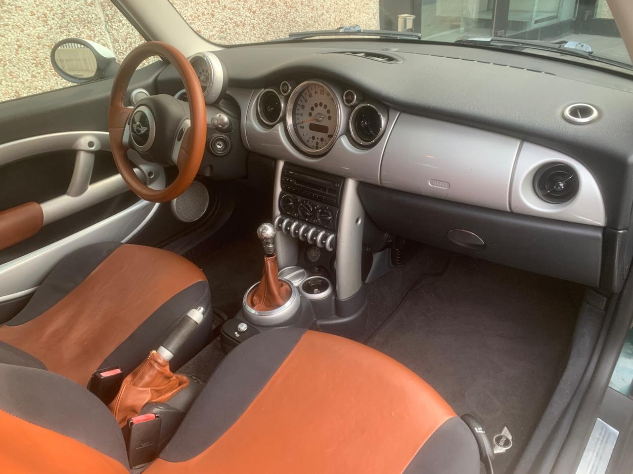 Mini 1.6 16V Cooper