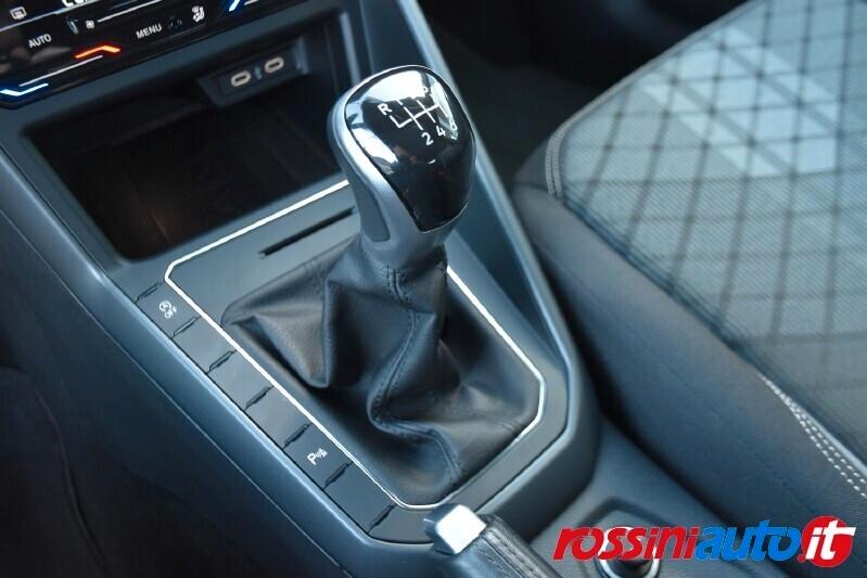 VOLKSWAGEN TAIGO 1.0 TSI 115 CV R-LINE TECH PACK MATRIX LED + REARV