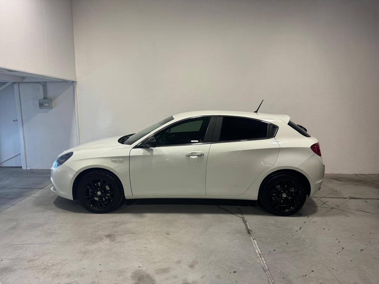 Alfa Romeo Giulietta 1.6 JTDm-2 105 CV Exclusive