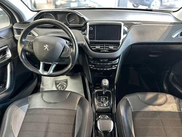 Peugeot 2008 PureTech Turbo 110 EAT6 S&S Allure