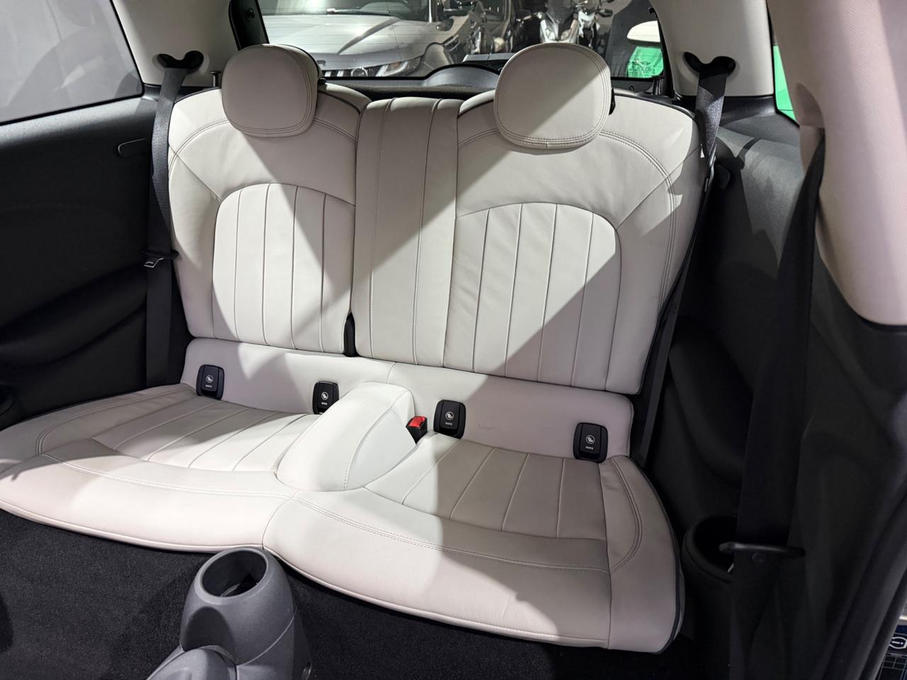 MINI 1.5 COOPER D 3P AUTOMATICA