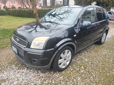 Ford Fusion 1.4 benzina 5 porte neopatentati