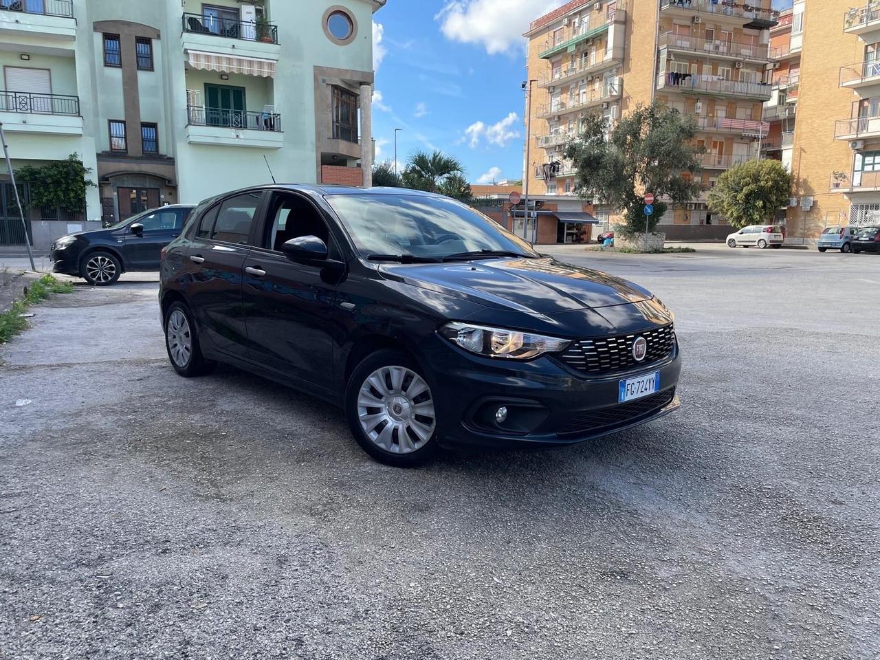 Fiat Tipo 1.3 Mjt 4 porte Lounge 95CV IN OTTIME CONDIZIONI