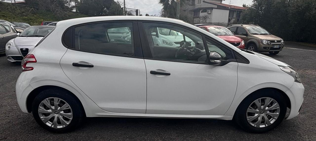 Peugeot 208 1.4 HDi 68 CV 5 porte Active