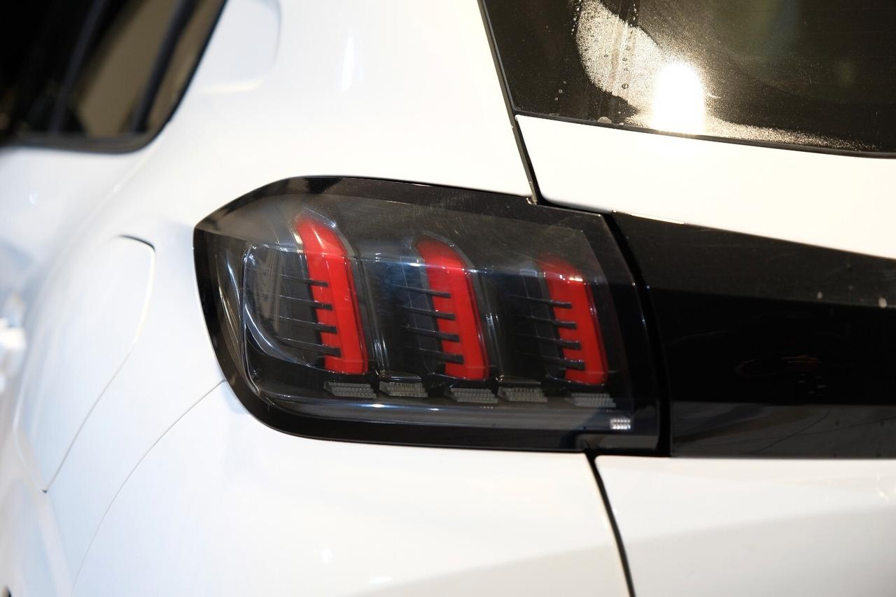 Peugeot 208 PureTech 100 Stop&Start 5 porte Allure