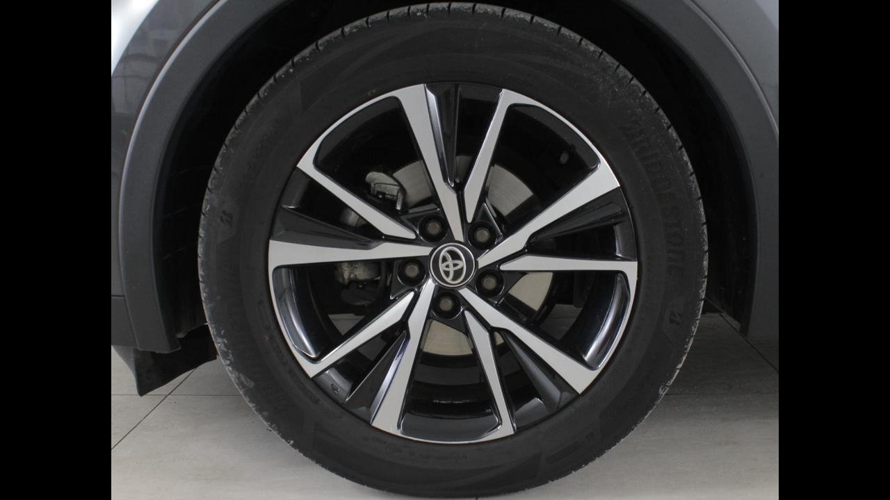 TOYOTA C-HR II 2023 - C-HR 2.0 hev Trend fwd e-cvt