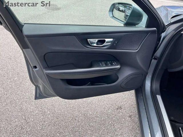 VOLVO V60 V60 2.0 b4 Momentum Business auto - GF230BY