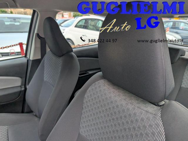 TOYOTA Yaris 1.3 5 porte Active Neopatentati