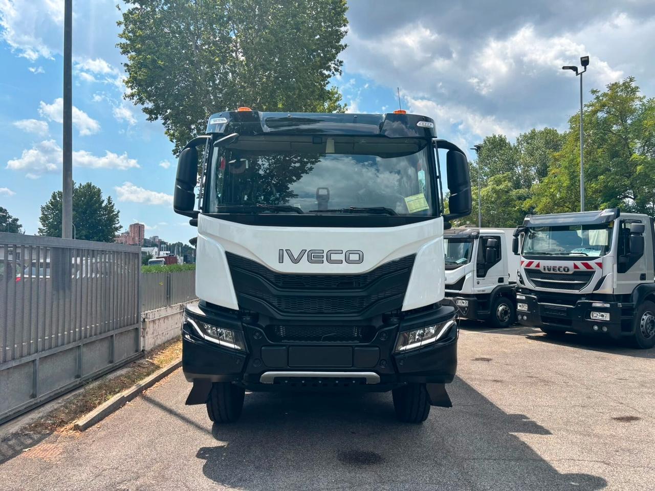 Iveco T Way 410T540 CV Ribaltabile