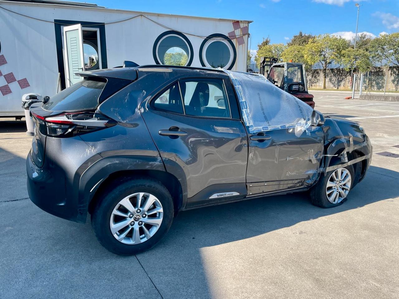 Toyota Yaris Cross 1.5 Hybrid 5p. E-CVT Active ***INCIDENTATA**