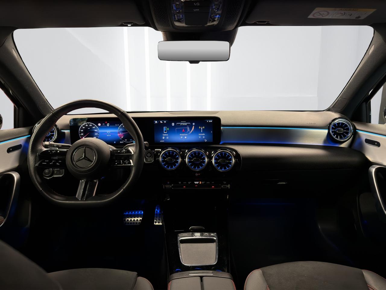 Mercedes A 180 AMG Line Premium 7G-DCT
