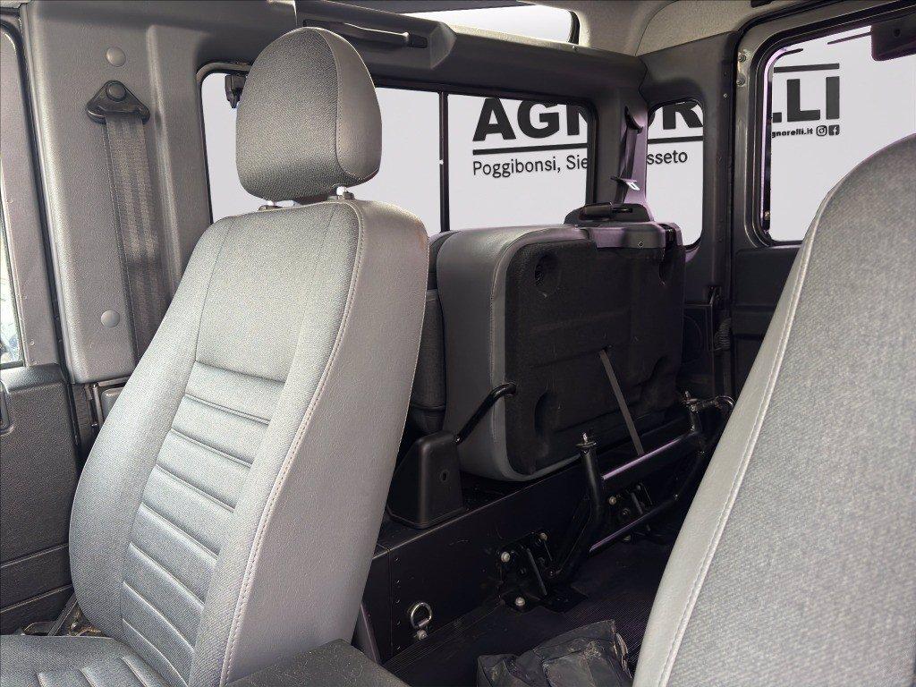 LAND ROVER Defender 90 2.2 td SW del 2015