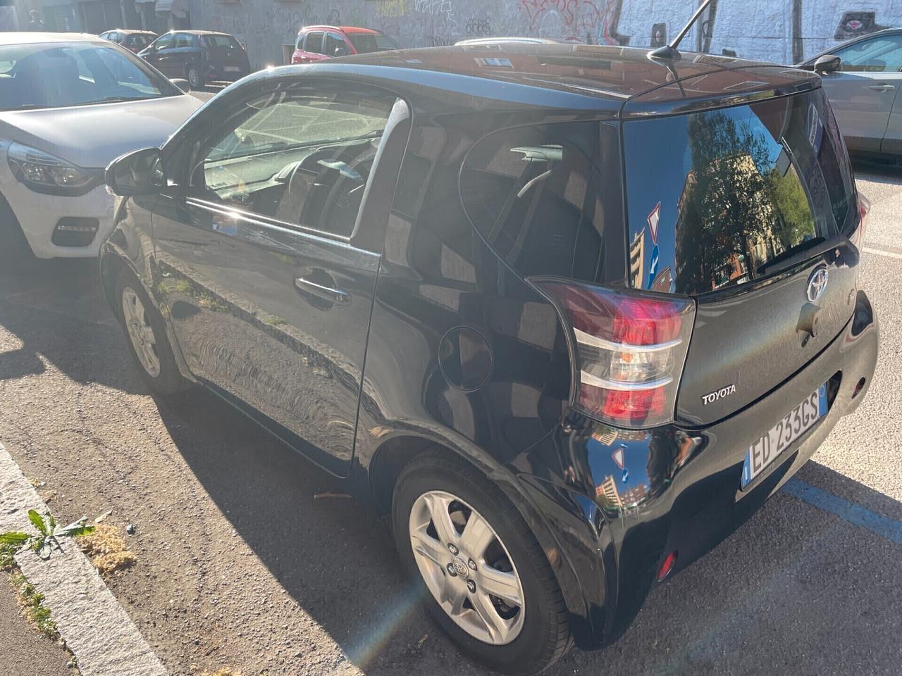 Toyota iQ 1.0 Sol AUTOMATICA