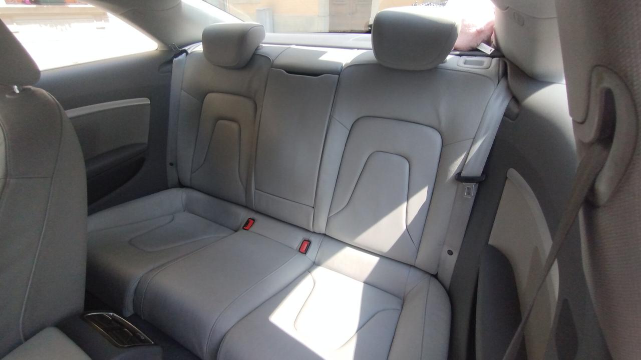 Audi A5 2.0 TDI 177 CV