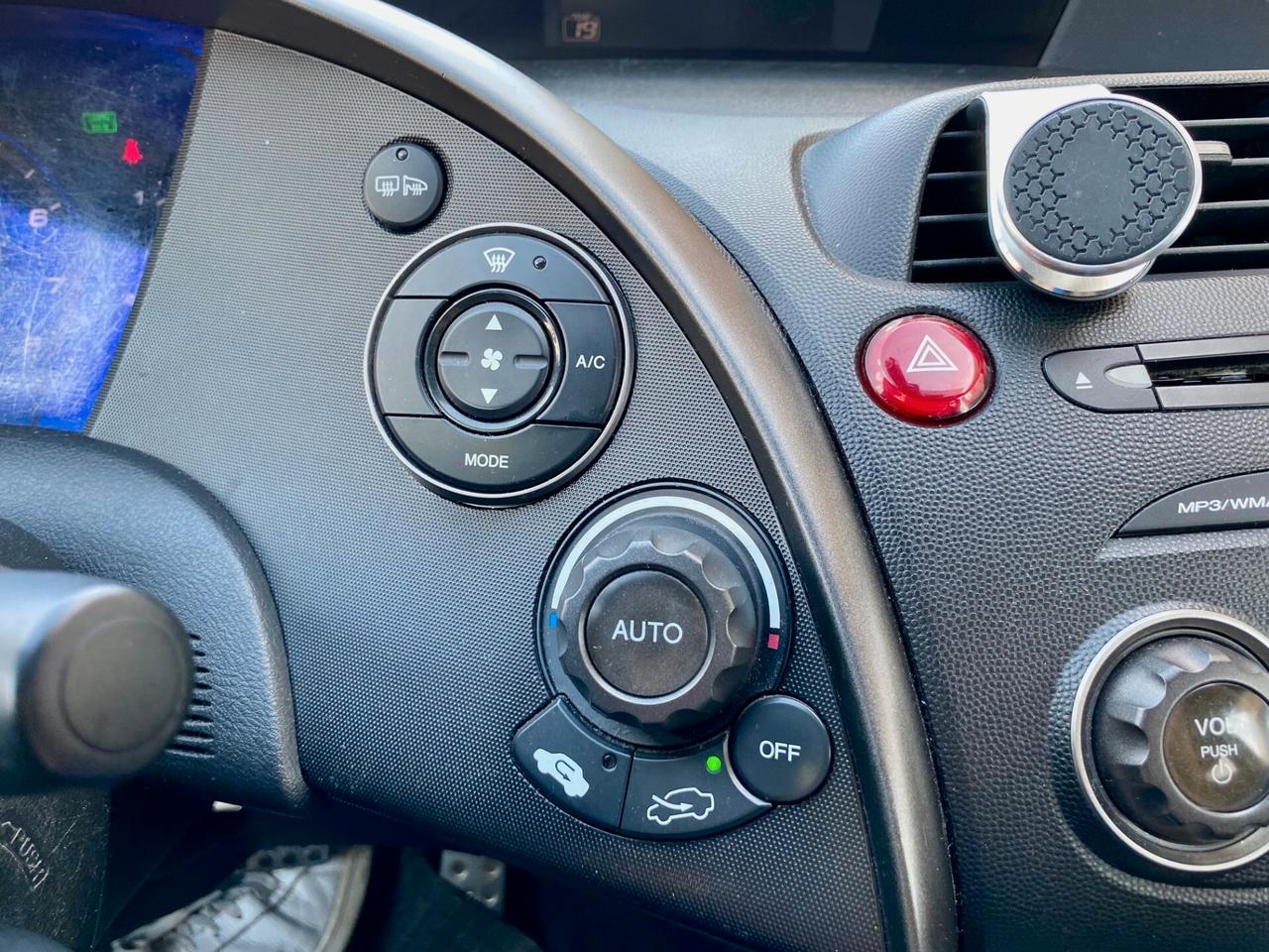 Honda Civic 5p 1.8 i-vtec auto 140cv GPL