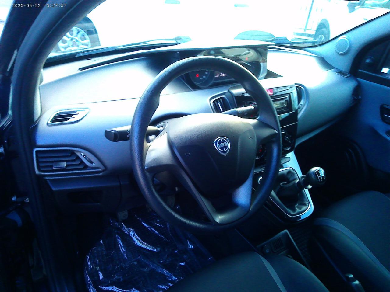 Lancia Ypsilon 1.2 69 CV 5 porte GPL Ecochic Silver