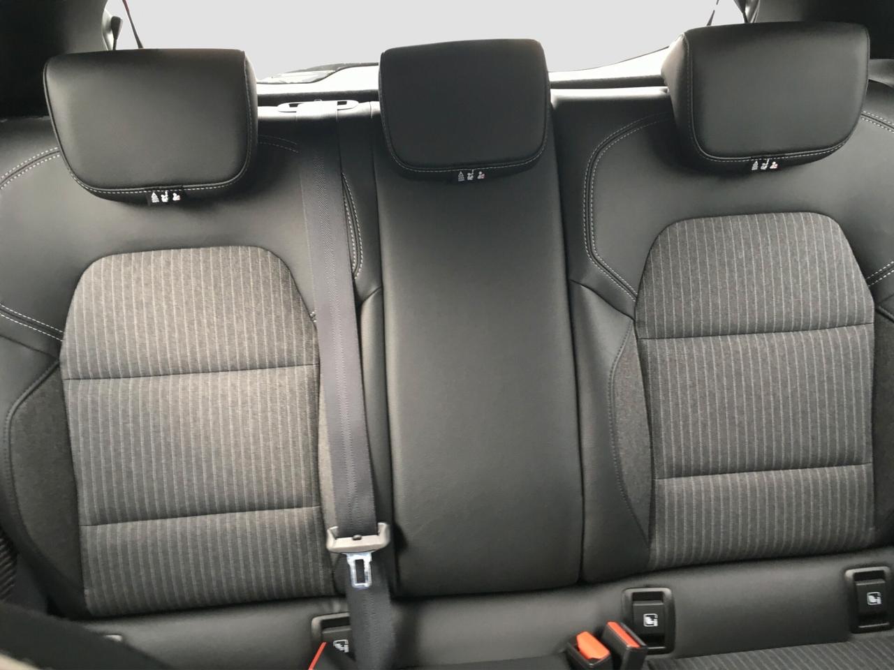 Renault Clio Full Hybrid E-Tech 140 CV 5 porte Intens