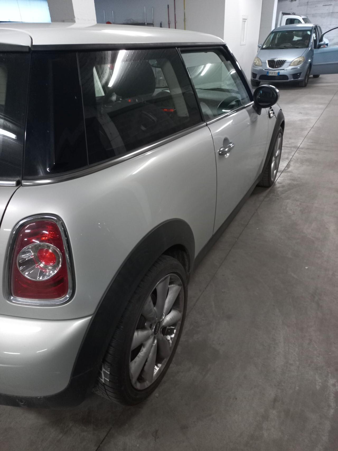 Mini 1.6 16V Cooper