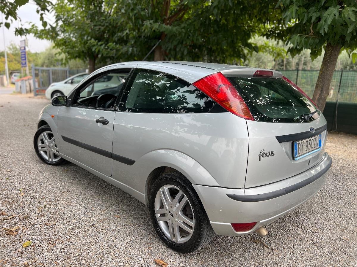 FORD - Focus 3p 1.8 tdci Zetec FL