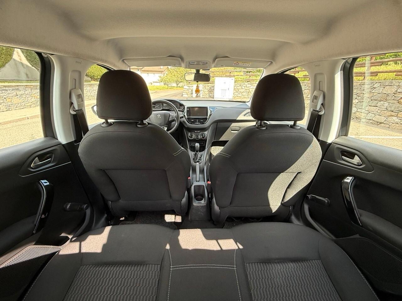 Peugeot 208 Peugeot 208 PureTech 82cv Allure