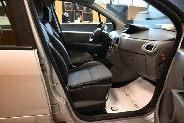 RENAULT Grand Modus 1.5 dCi 75CV ATTRACTIVE SERVO CLIMA ABS FENDI FULL