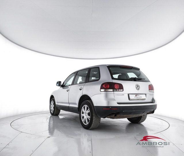 VOLKSWAGEN Touareg V6 TDI DPF tiptronic Exclusive - PER OPERATORI DEL
