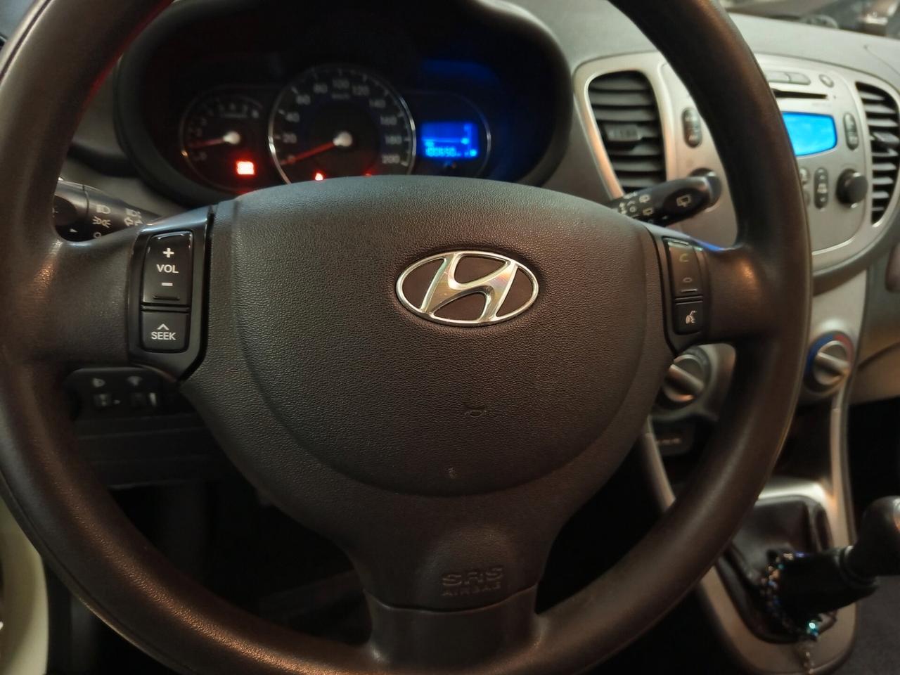 Hyundai i10 1.1 benzina, 100 Mila chilometri. Ok neopatentati