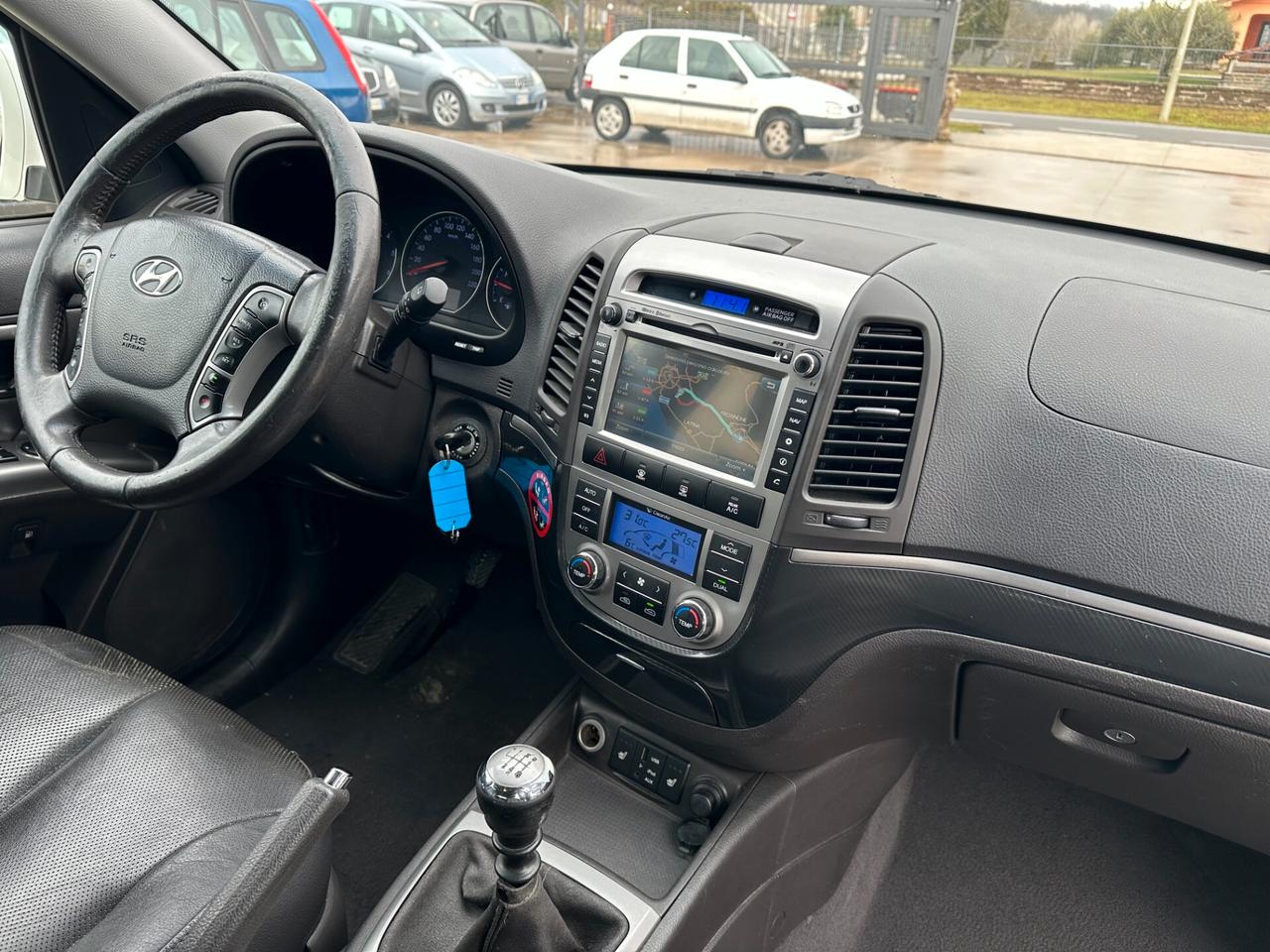 Hyundai SANTA FE 2.2CRDI*7 POSTI*4WD*PELLE*NAVI*KAMERA*LED*