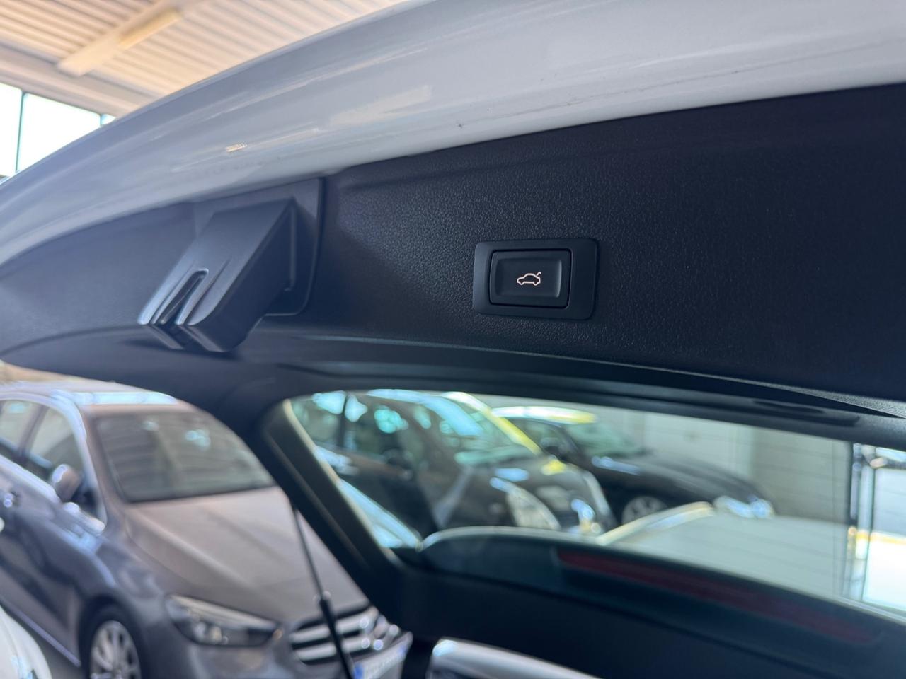 Audi A4 Avant 40 g-tron 2.0 AUT. S-line