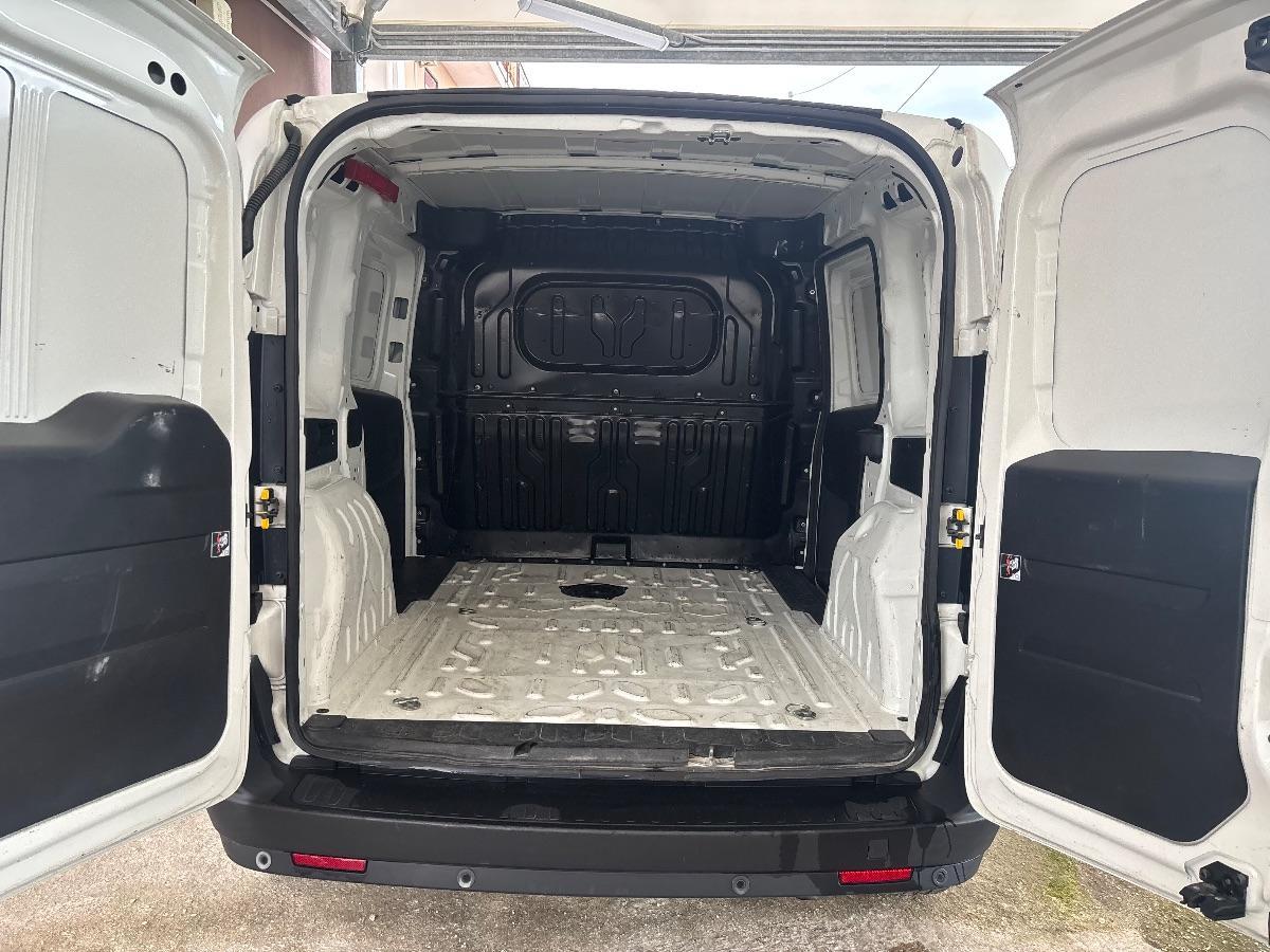 FIAT - Doblò Cargo - 1.6 MJT 120CV S&S Trekking