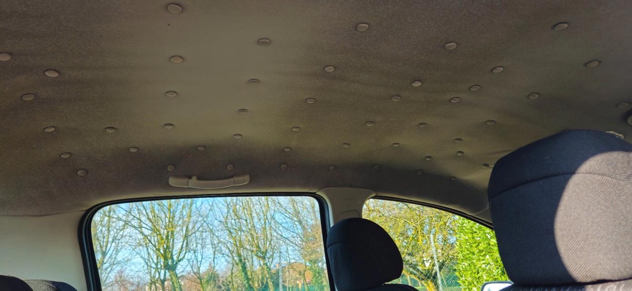 Peugeot 307 1.6 16V BENZINA NEOPATENTATI