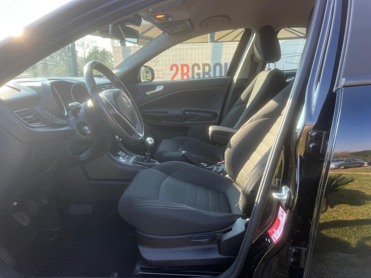 Alfa Giulietta 1.6JTDm 120CV Super-12/2017"UNIPRO"