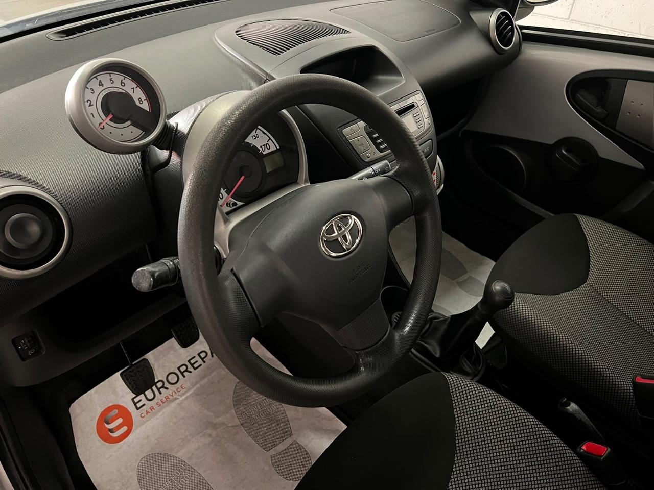 Toyota Aygo 1.0 12V VVT-i 3 porte Lounge Connect MMT