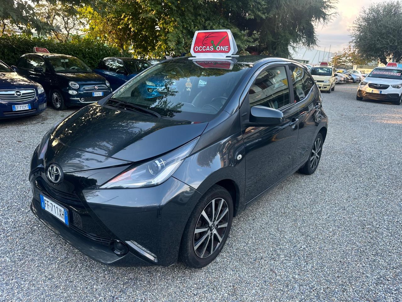 Toyota Aygo 1.0 VVT-i 69 CV 5 porte x-cite