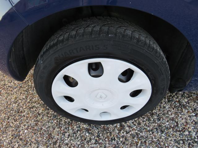 RENAULT Clio 1.2 16V 65CV 3 porte 4U Pack