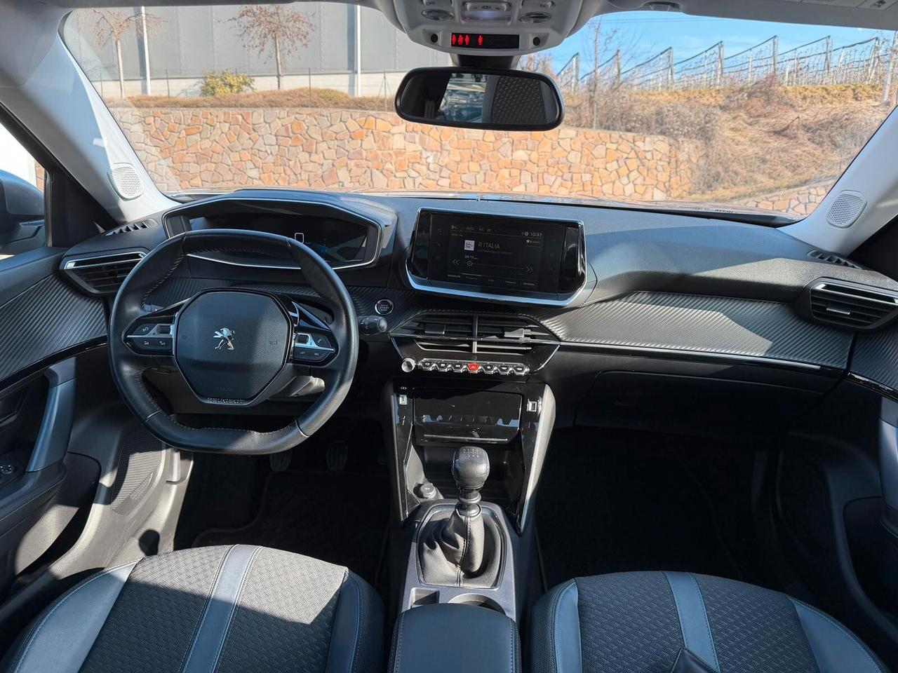 Peugeot 2008 PureTech 100 S&S Active