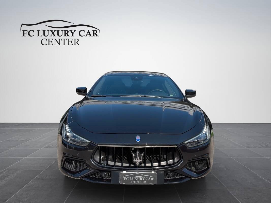 Maserati Ghibli 3.0 V6 ds Gransport Nerissimo 250cv auto my18