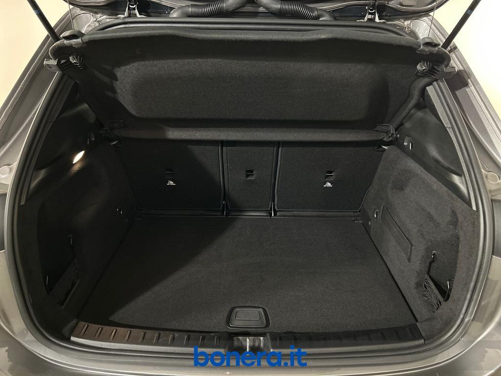 Mercedes GLA 250 250 EQ-POWER Premium Speedshift DCT AMG 8G