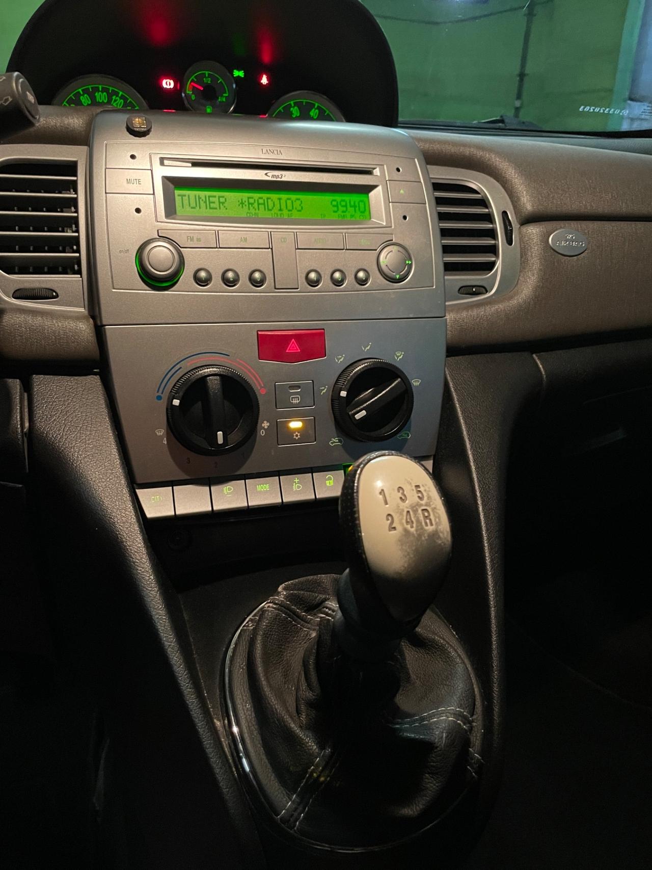 Lancia Ypsilon 1.2 Neopatentati Euro 5