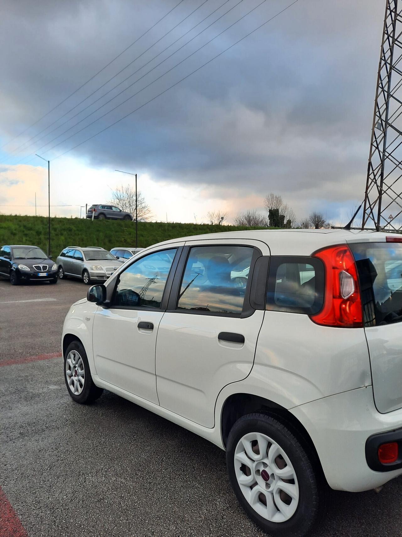 Fiat Panda 0.9 TwinAir Turbo Natural Power Lounge