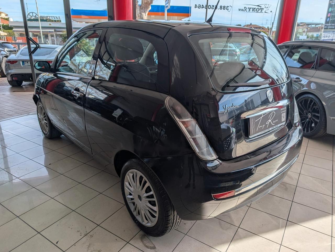 Lancia Ypsilon 1.3 MJT 75 CV