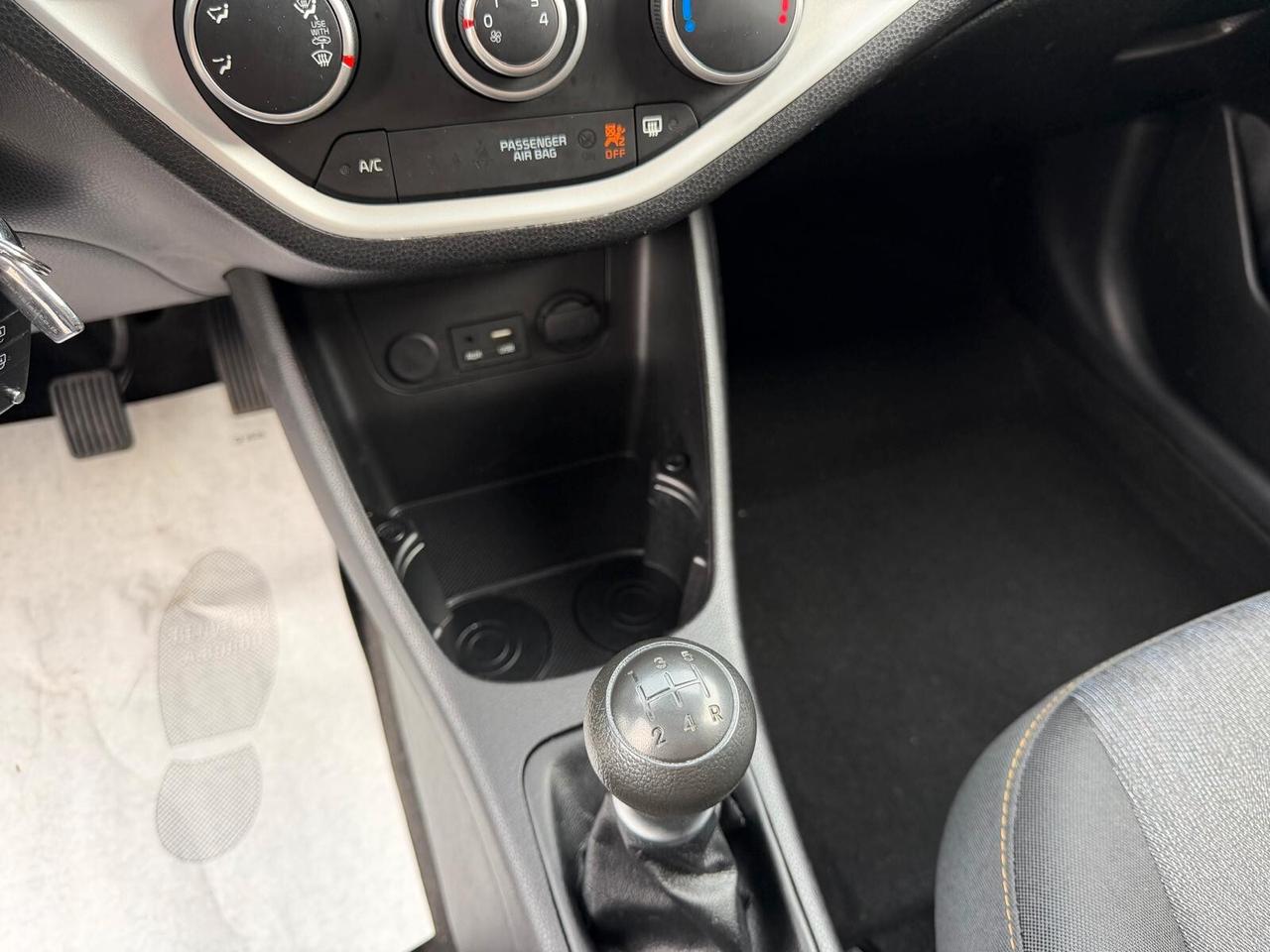 Kia Picanto 1.0 12V 5 porte Active