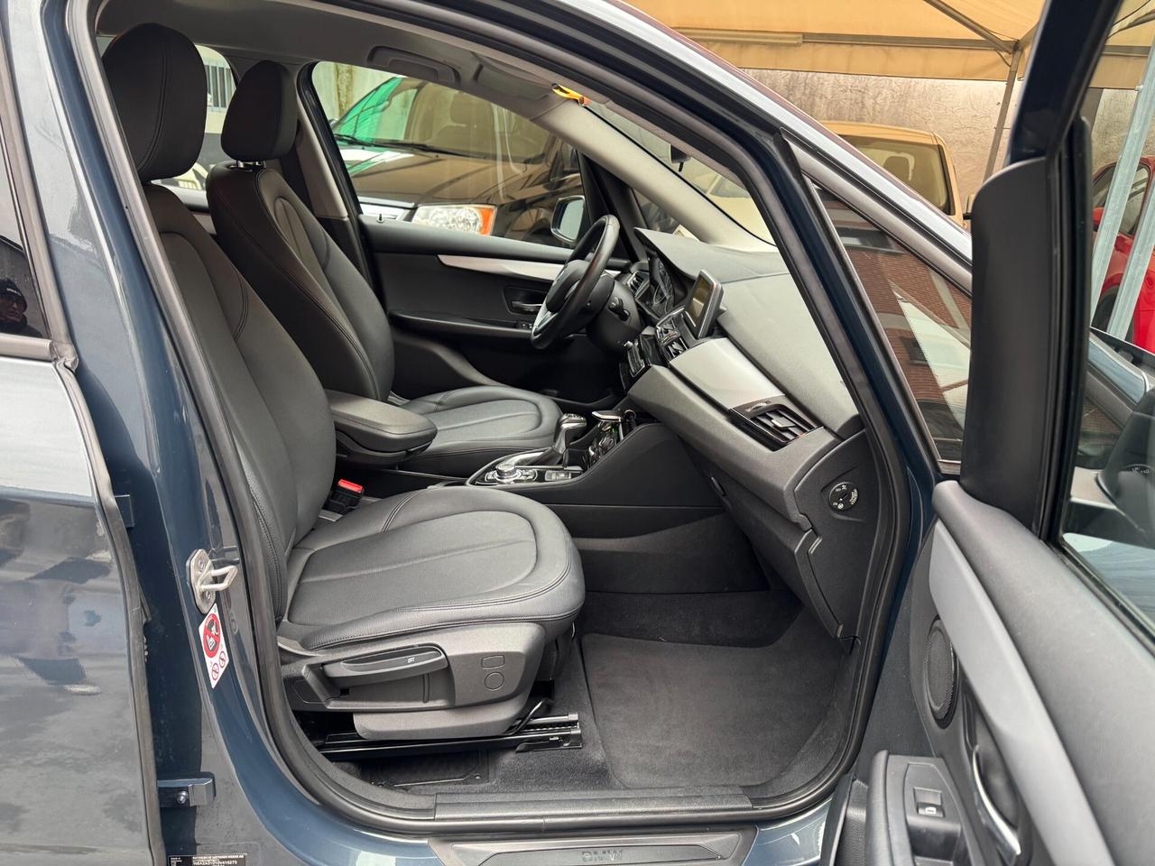 Bmw 2er Active Tourer 218i Luxury CAMBIO AUTOMATICO